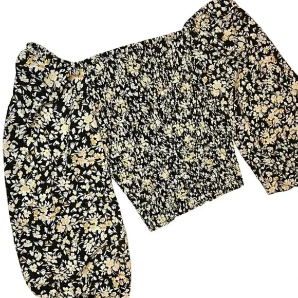 Sienna Sky Small Black Yellow Floral Square Neck Crop Smocked Top - Picture 11 of 14